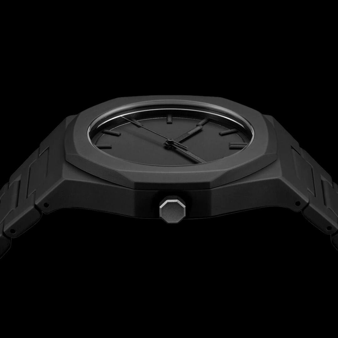 EQUES ALL BLACK