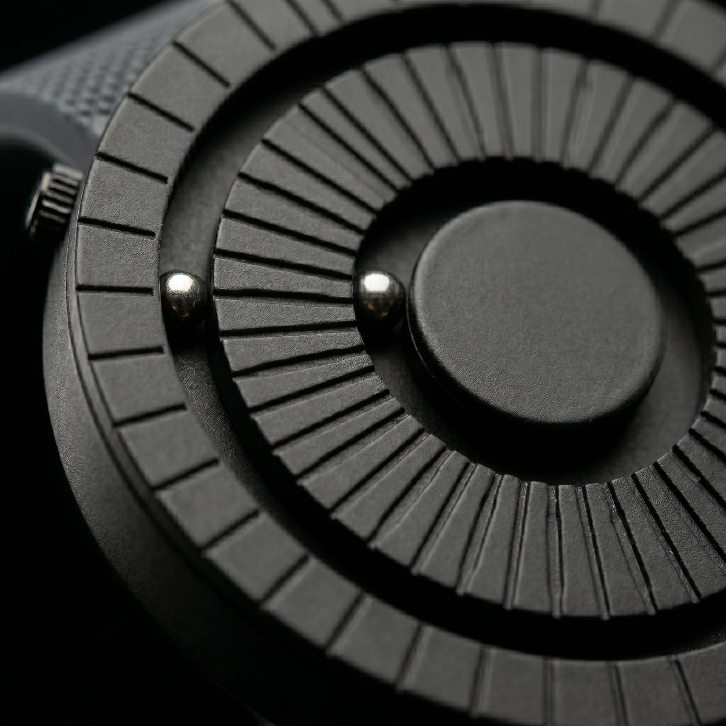 Magneto M Flux BLACK With Grey Silica S