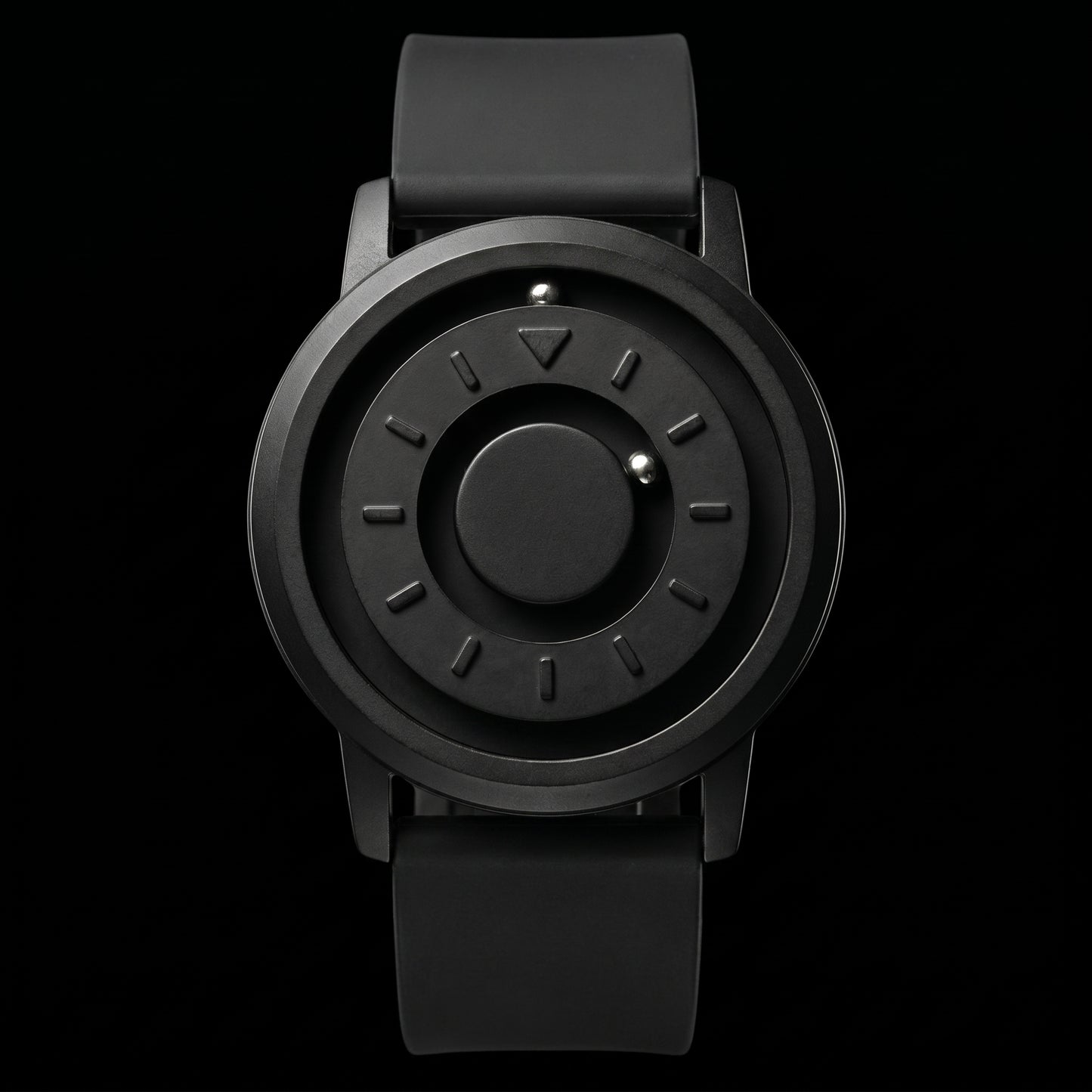 Magneto M Silica Black